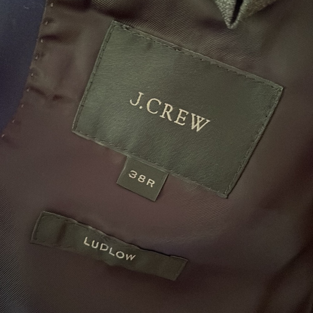 J. Crew mens ludlow suit-perfect condition